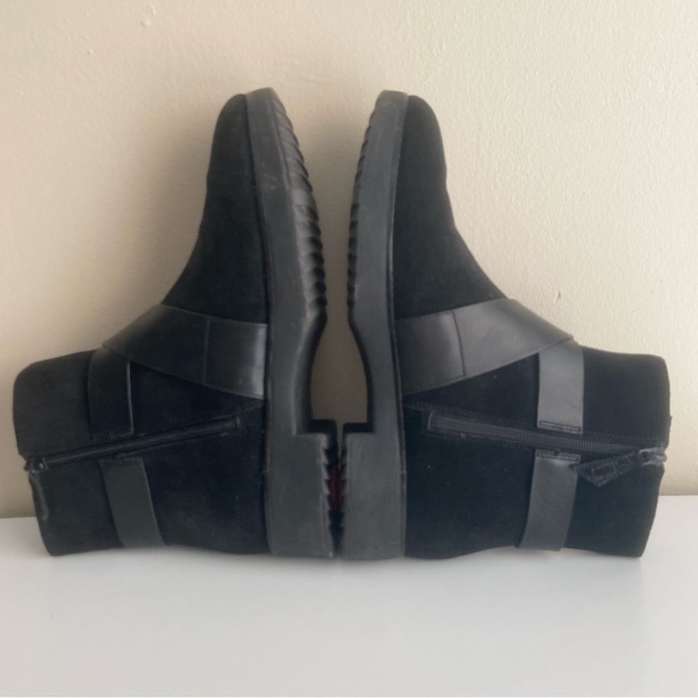 Fitflop Mona Suede Buckle Ankle Boot Women’s Size 8 Black - Picture 8 of 13
